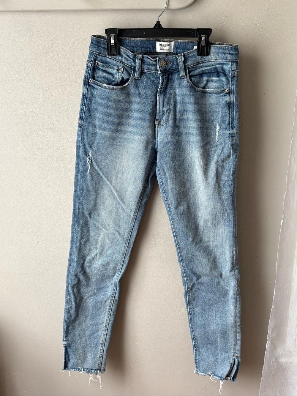 Kensie Light Wash Distressed Skinny Jeans